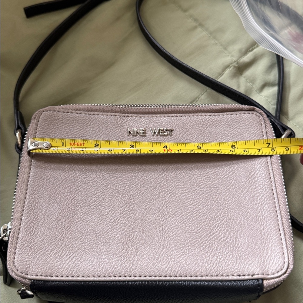 Nine West Grey and Black Crossbody Bag Roomy to
store wallet and some essentials - Picture 9 of 10